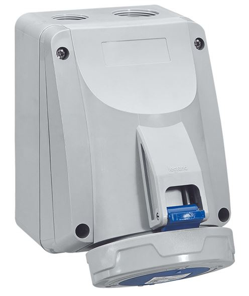 Розетка накладная 32А 2К+З 230В IP67 Legrand 555454