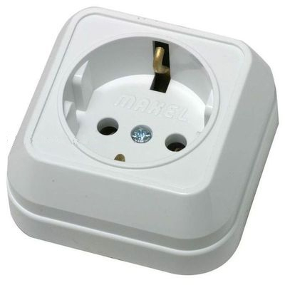 Makel  Менекше  Белый Розетка с заземляющими контактами IP20 открытая установка 45108