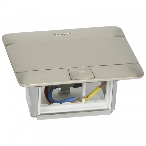 Выдвижной розеточный блок - неукомплектованный - IP 40 - 3 модуля - нержавеющая сталь  054020