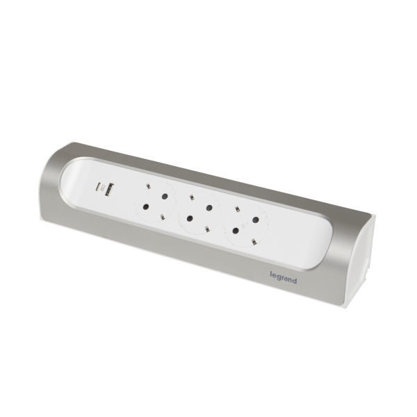 Удлинитель угловой и 2xUSB A+C (3А) зарядками серии "Комфорт" 3 x 2К+З без кабеля, цвет: бело-алюминиевый Legrand 694504