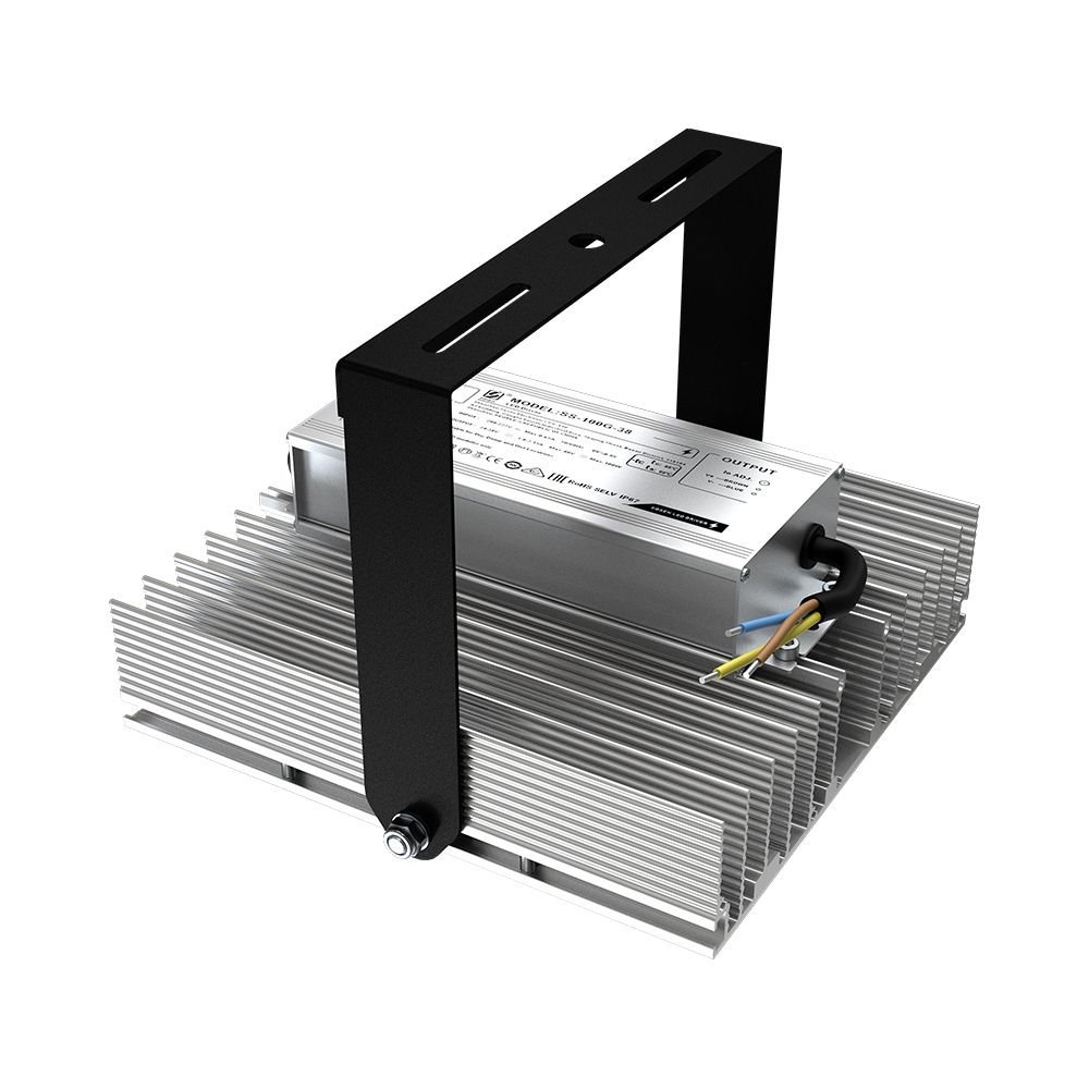 Прожектор 100 S CRI70 3000К 135х55°