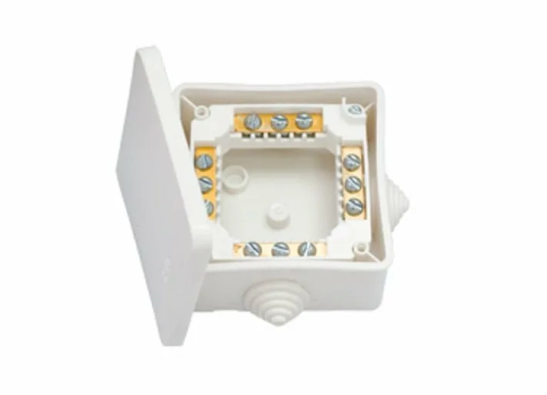 Коробка распаячная ОП 80х80х41.5 IP44 с клеммными колодками ( габаритный размер 102х102х43,5) КМ-222  Минск 192473