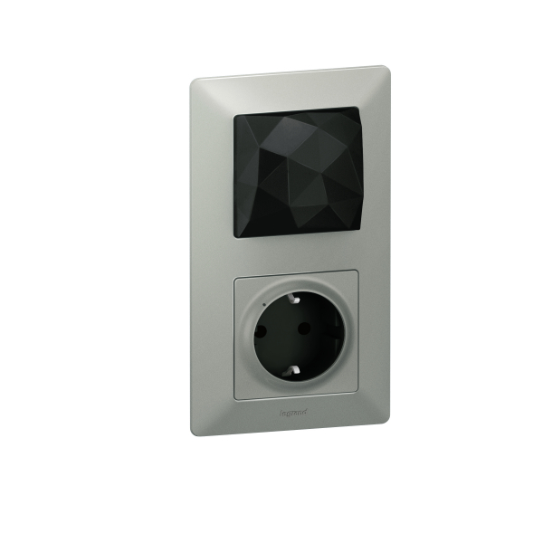 NETATMO Стартовый пакет.  Шлюз WiFi + умн.роз.2К+З 16А 230В + главный беспров. выкл. "Я дома/Я вне дома". Цвет Алюминий