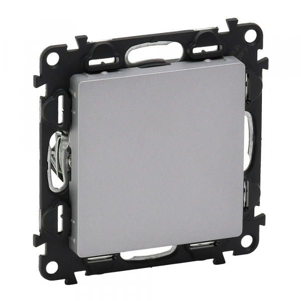 Legrand 755182 Valena LIFE.Заглушка с суппортом.С лицевой панелью.Алюминий