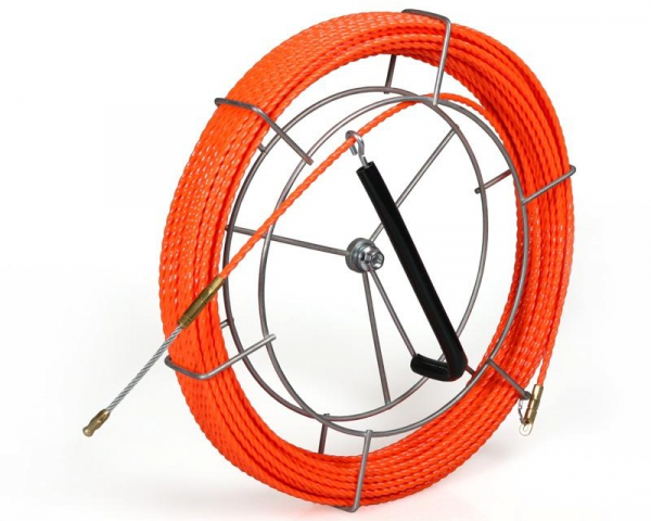 Протяжка из монолитной спирально закрученной полиэстровой нити со сменными винтовыми наконечниками на металлической катушке  PET-1-4.7/20MK Fortisflex