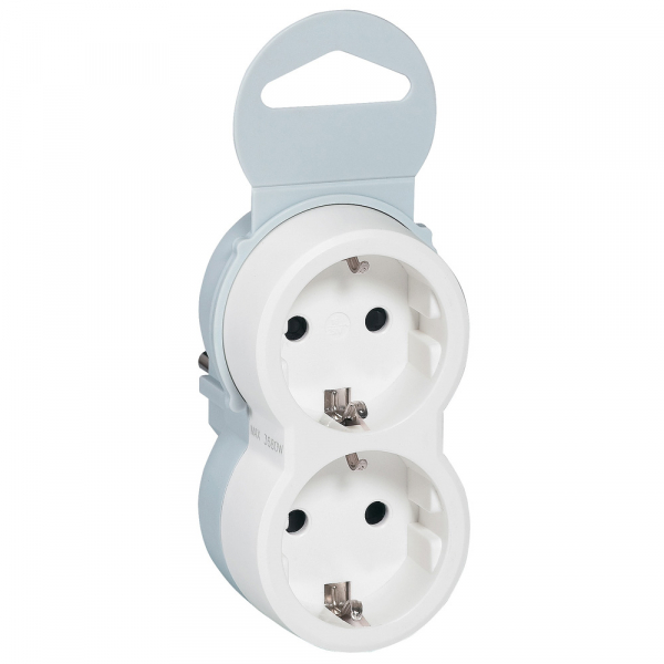 Legrand Розетка переносная 2x2P+E 50655