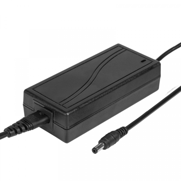 Источник питания REXANT 110-220V AC/12V DC, 3А, 36W с DC разъемом подключения 5.5*2.1, без влагозащиты (IP23) 200-036-3
