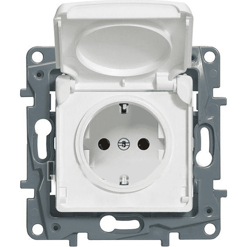 Legrand  Etika  Белый Розетка механизм 2К+З со шторками и крышкой IP44, 16А, 250В 672232