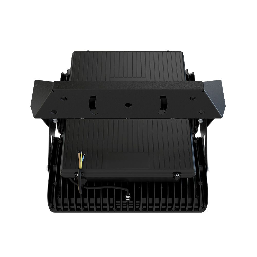 Прожектор 400 X CRI70 4000К 15°