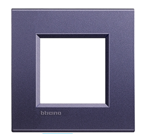 Bticino LNA4802CB Livinglight Рамка прямоугольная, 1 пост, цвет Синий шелк
