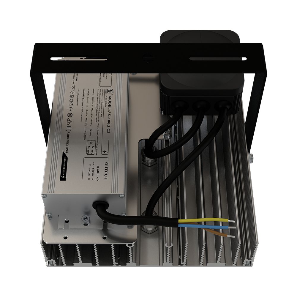 Прожектор 100 S CRI70 4000К 12°