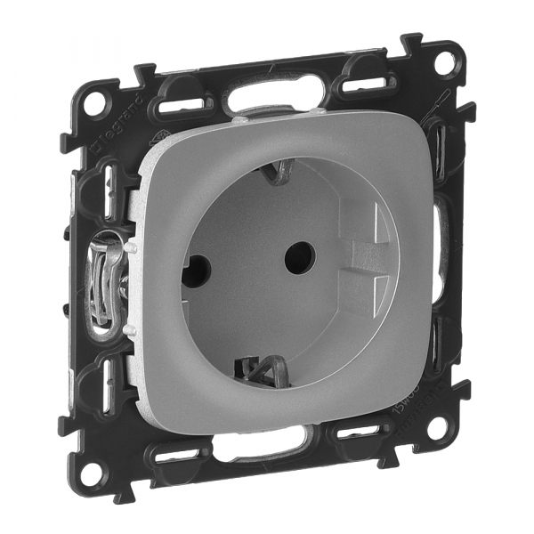 Legrand 753920 Valena ALLURE.Силовая розетка 2К+З 16А 250В с защитными шторками.Безвинтовые зажимы.С лицевой панелью.Алюминий