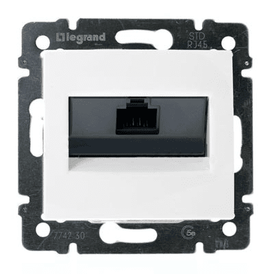 Legrand Valena  Белый Розетка механизм компьютерная 1-местная с захватами RJ45 UTP категория 5е /774230 (кратно 10)