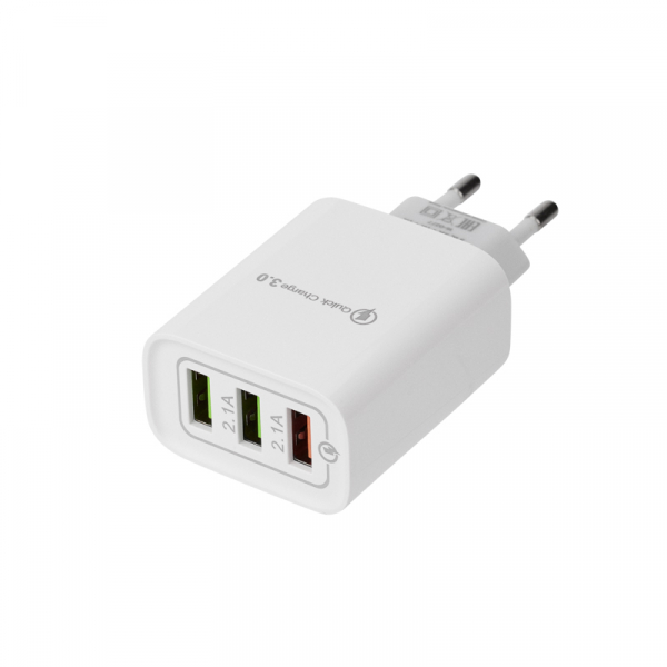 Сетевое зарядное устройство REXANT 3 x USB, 5V, 3 А + 1 А + 1 А, белое 16-0277