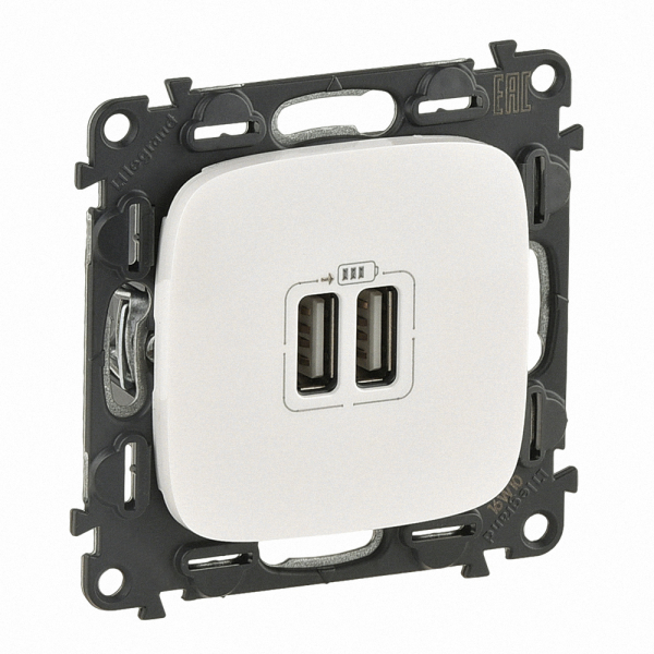 Legrand 754999 Valena ALLURE.Зарядное устройство с двумя USB-разьемами 240В/5В 1500мА.С лицевой панелью.Жемчуг