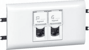 Розетка механизм информационная FTP 2XRJ45 Кат.5e DLPс крышкой 65мм Legrand  Mosaic  78673